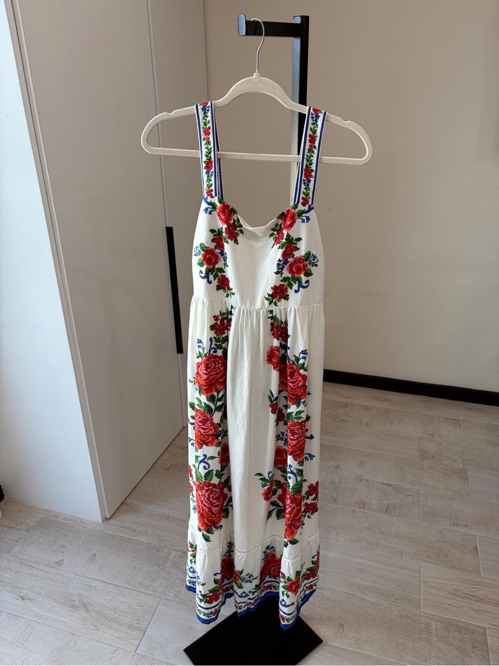 Farm Rio Off-White Flower Tapestry Maxi Dress - Picture 6 of 12